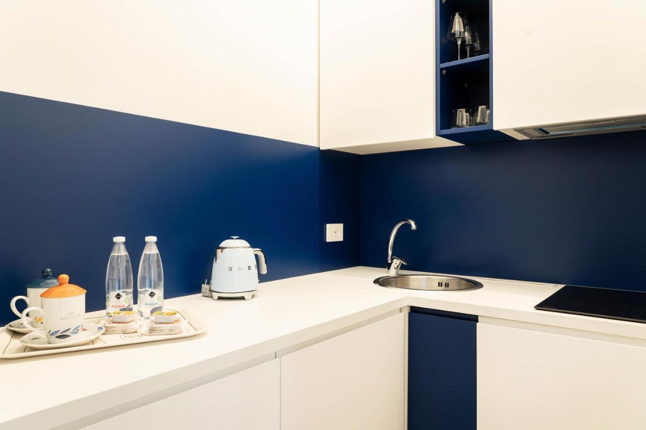 Donna Giacinta Blu Luxury Flat Apartment Bari Bagian luar foto