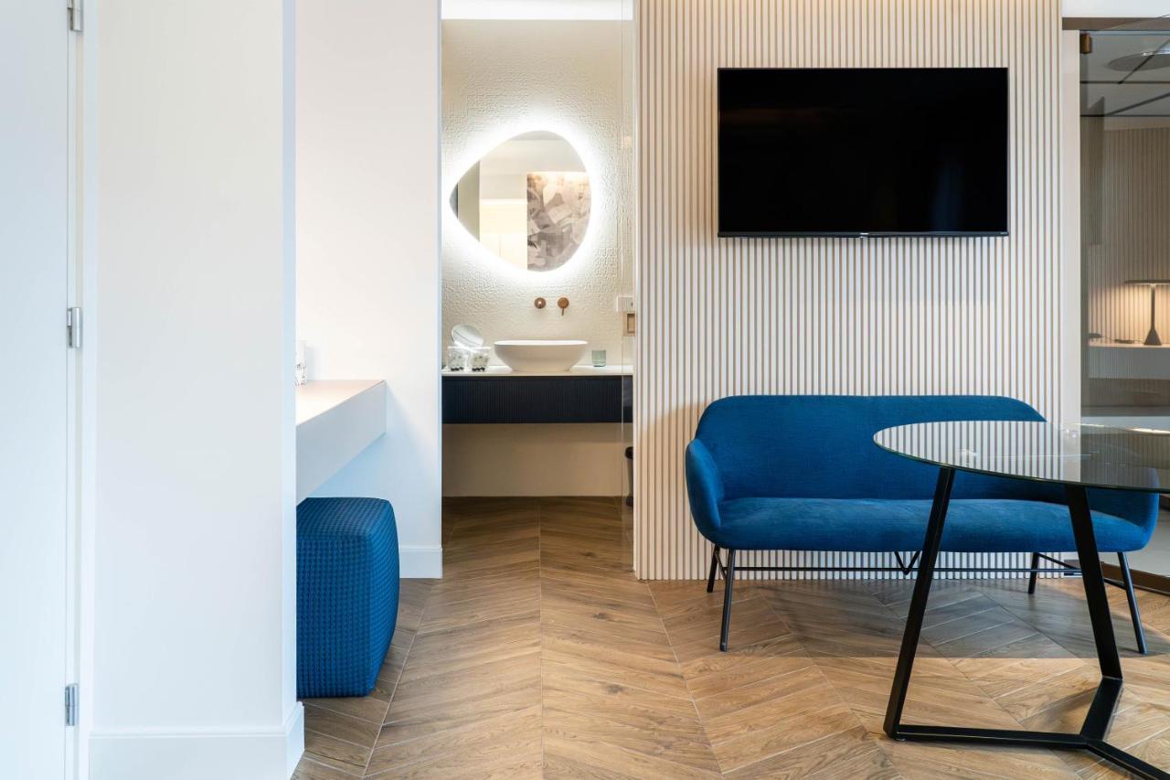Donna Giacinta Blu Luxury Flat Apartment Bari Bagian luar foto
