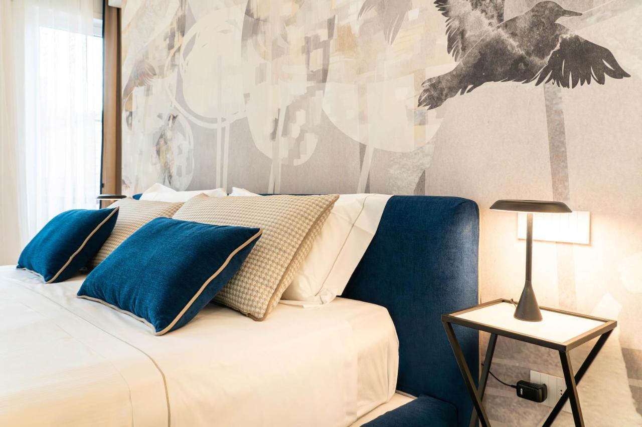 Donna Giacinta Blu Luxury Flat Apartment Bari Bagian luar foto