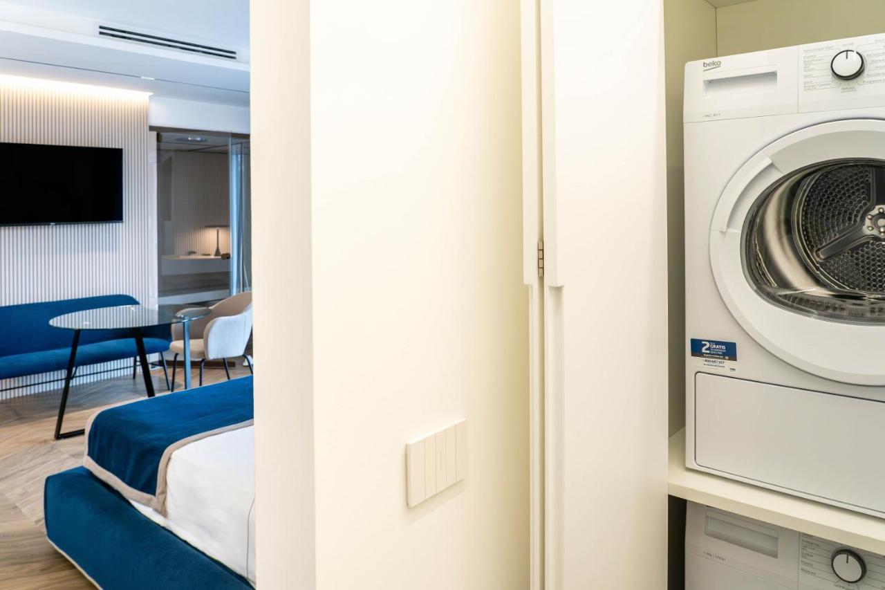 Donna Giacinta Blu Luxury Flat Apartment Bari Bagian luar foto